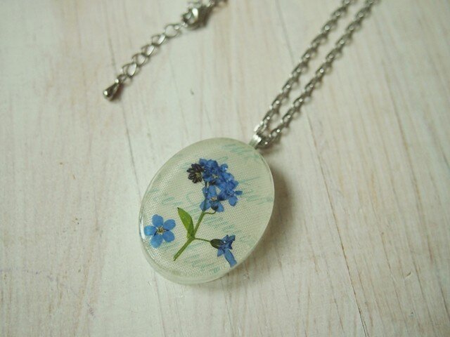 Sold 忘れな草の押し花ネックレス Iichi ハンドメイド クラフト作品 手仕事品の通販