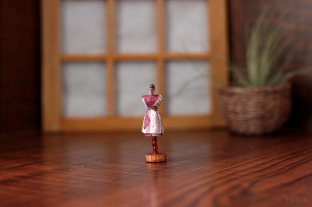 ミニチュア トルソー、ピンクの画像1枚目