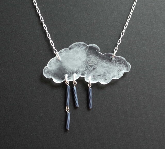 雨雲のネックレスの画像1枚目