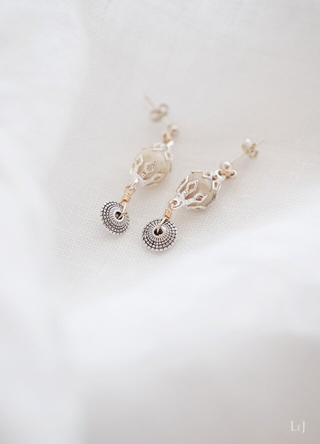 ecrusè アフリカンオパールのピアス