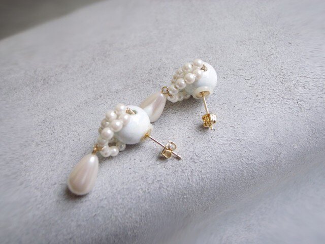 オーロラカラーと二連パールしずくピアス | iichi 日々の暮らしを