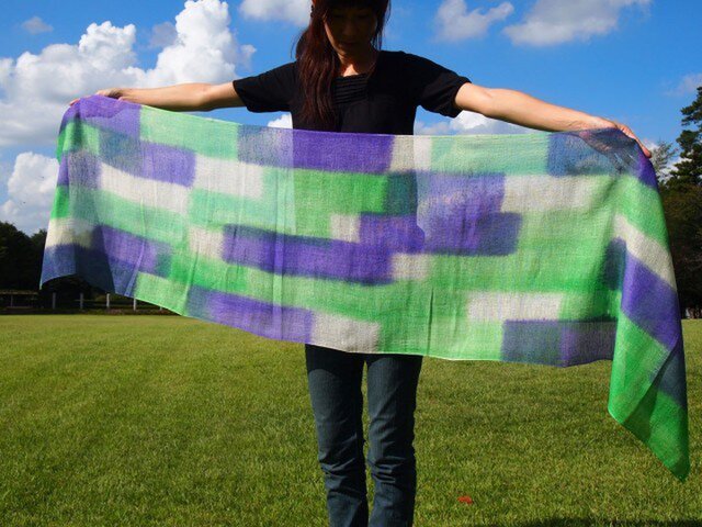国産シルク100%手染めストール -green&violet-の画像1枚目