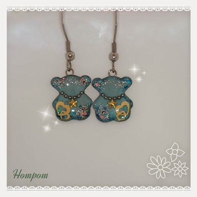 かわいい水色のベアーピアス ホムポムの画像1枚目