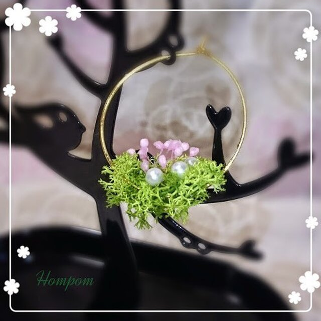 春・お花畑ループピアス1 ホムポムの画像1枚目