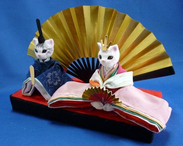 珍しい  猫のお雛様 | 日々の暮らしを心地よくするハンドメイドや iichi ストラップ