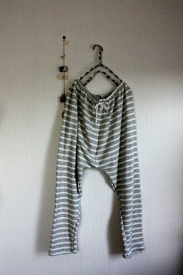 大人のサルエルパンツ