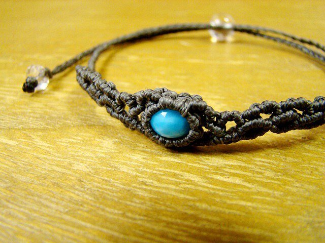 ラリマーのマクラメ編み 天然石ブレスレット | iichi 日々の暮らしを