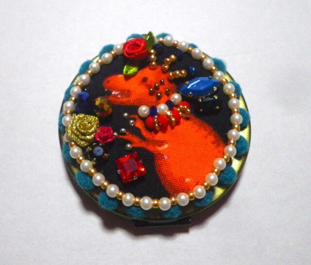【SALE 10% OFF】恐竜ミラー*手鏡の画像1枚目