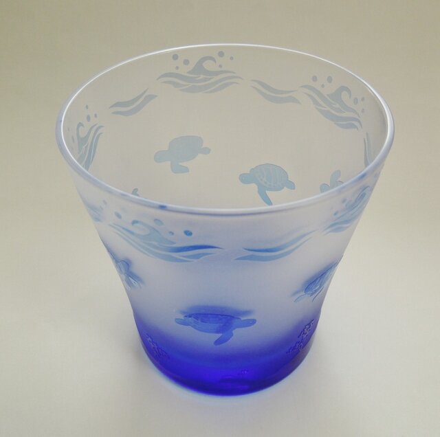 かめのグラスの画像1枚目