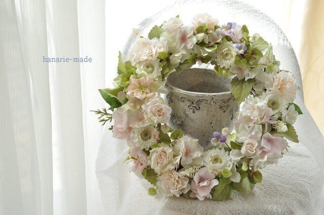 パウダーピンクに すみれをそえて:wreathの画像1枚目