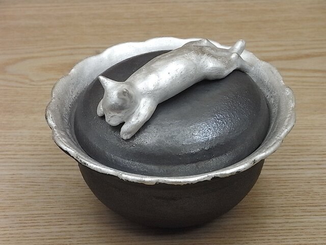 爆睡猫銀彩輪花飴入れ−Cの画像1枚目