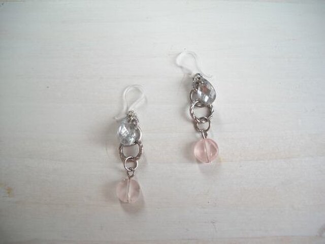 Drop:Rose quartz pierce 樹脂ピアスの画像1枚目