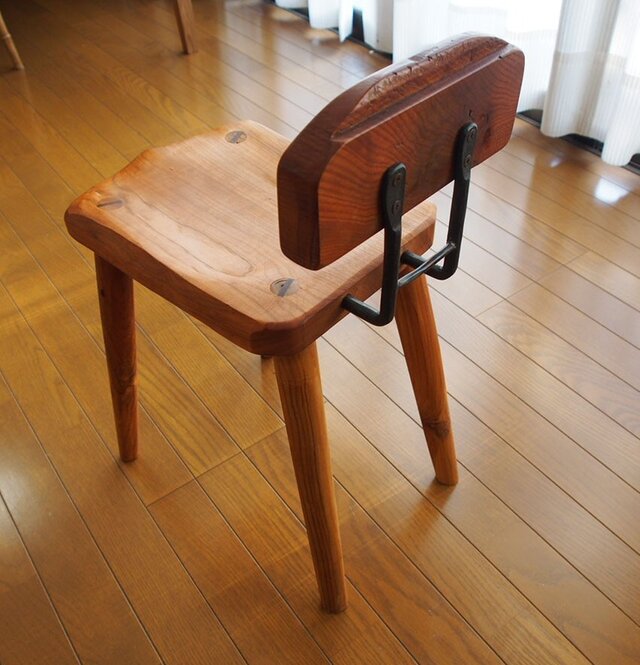 さくら椅子の画像1枚目