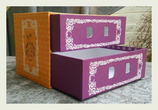 エンブレム 2段引き出しbox(在庫限り特別価格)の画像1枚目