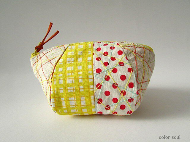 ぷっくりPouch/イエローの画像1枚目