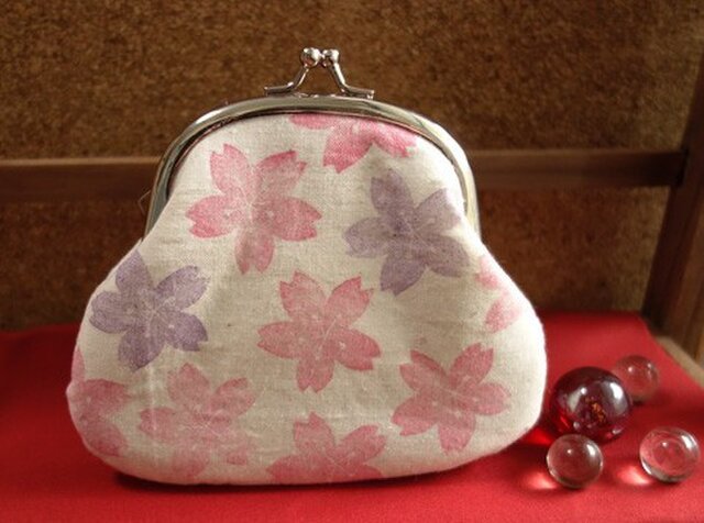 ~こといろ~ふんわり桜のがま口の画像1枚目