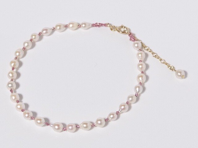 baby pearl bracelet×Pinkの画像1枚目