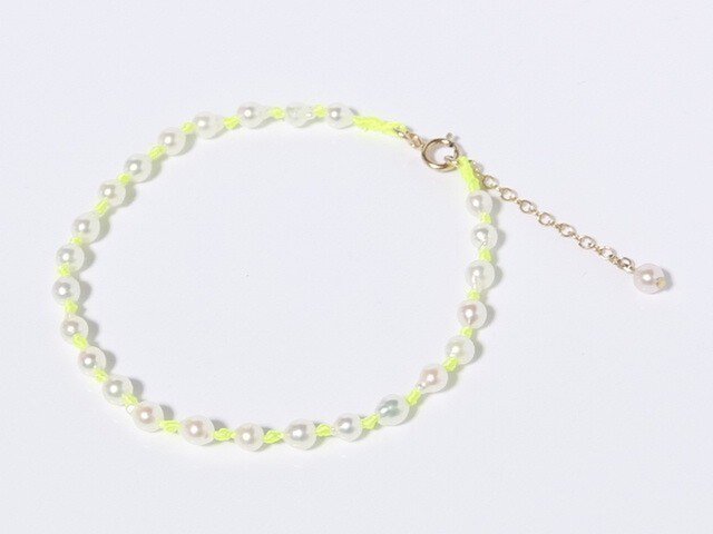 baby pearl bracelet×ネオンイエローの画像1枚目