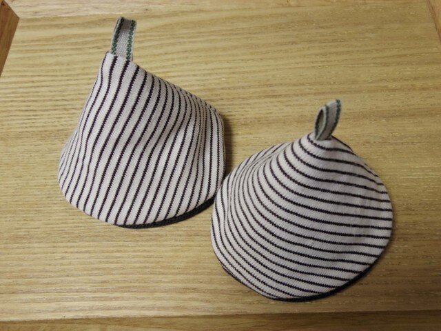 コーン型 ボーダーニットのキッチンミトンの画像1枚目