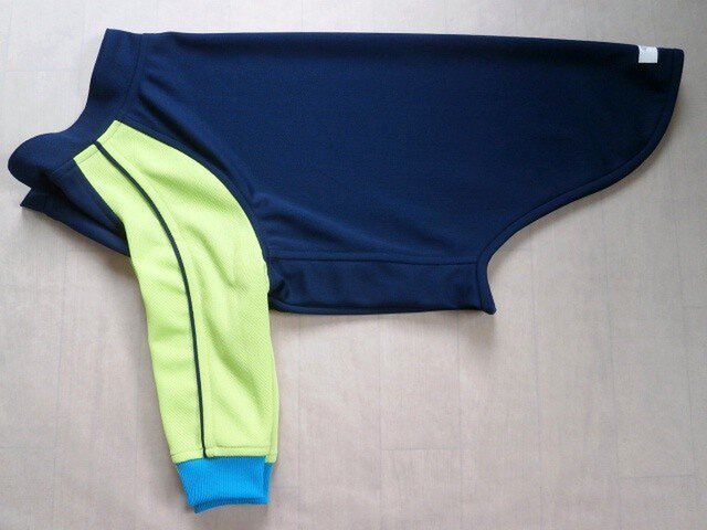 犬服 r様オーダーメイド品:大型犬用長袖Tシャツ | iichi