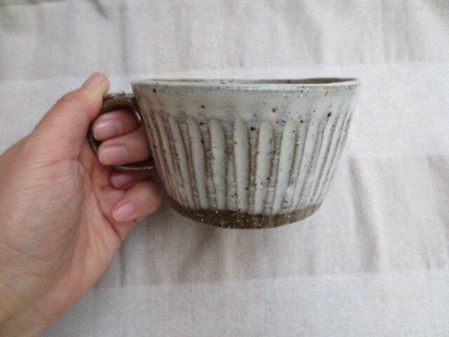 粉引きのカップ(細しのぎ)の画像1枚目