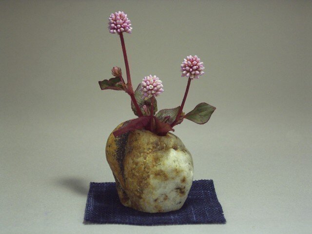 ミニ花器 ミニ生け花 ミニ石輪挿し K-175の画像1枚目