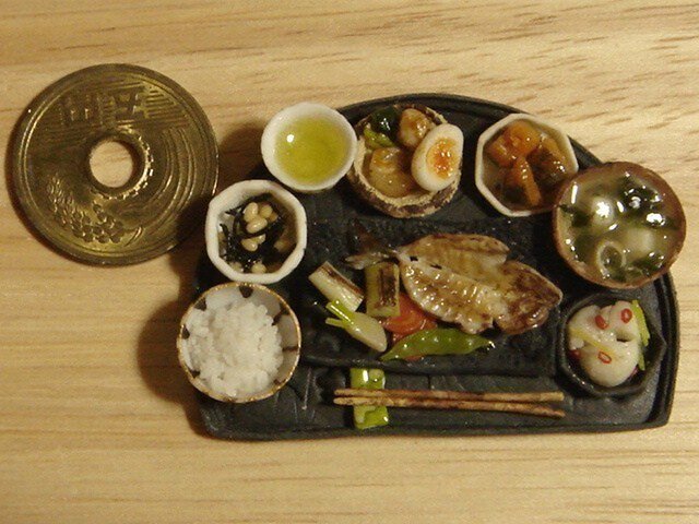 ★あじの開き定食(半月盆・マット黒)の画像1枚目