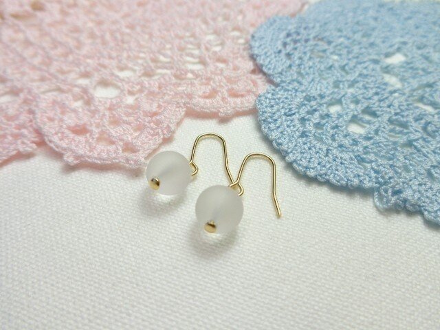 フロストクォーツのピアス[金具の変更可能！] | iichi 日々の暮らしを