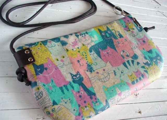 ネコ柄のウォレットbagの画像1枚目