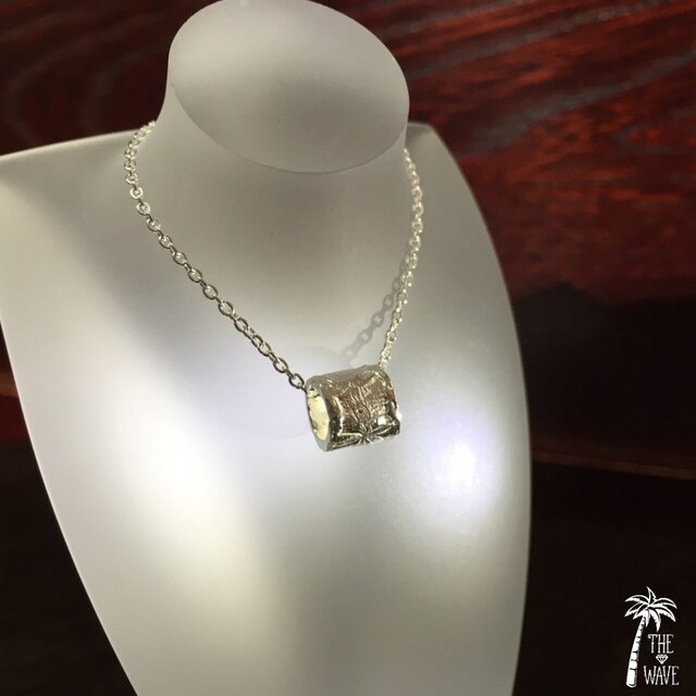SALE= Hawaiian プルメリアSILVERバレルのネックレスの画像1枚目