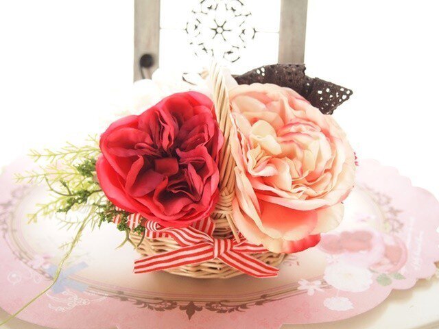 SOLD OUT プリンセスローズの花かごの画像1枚目