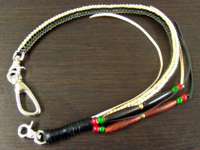 ボックス編みウォレットロープ カンガルー革(ナチュラル・黒)使用の画像1枚目