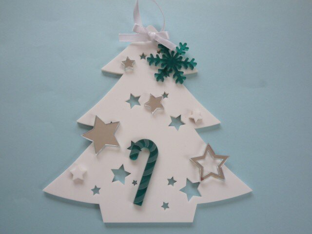 アクリルのクリスマスツリー(壁掛)№2の画像1枚目