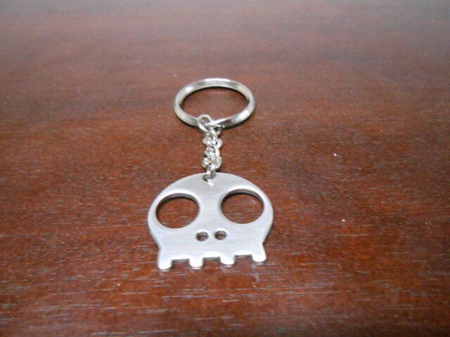 ステンレス ドクロキーホルダーの画像1枚目