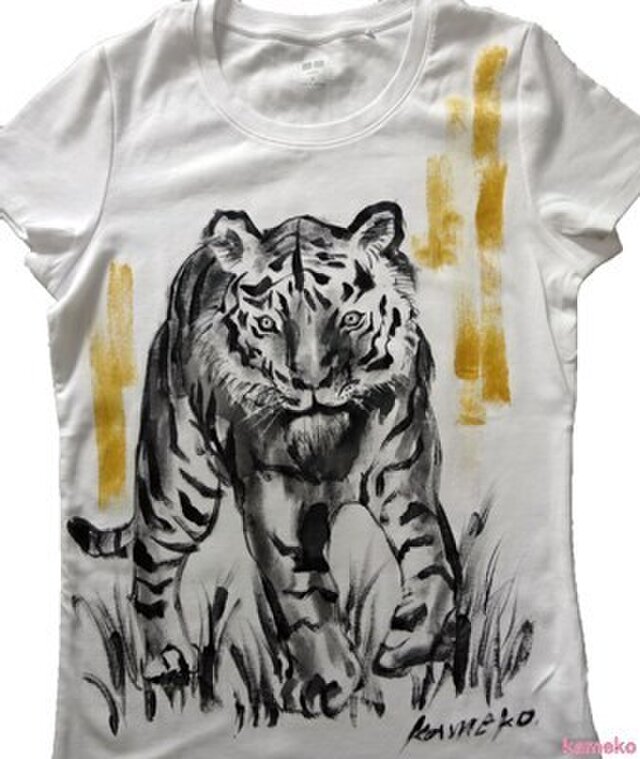 特注手描きTシャツ★その人イメージでプレゼントシャツの画像1枚目