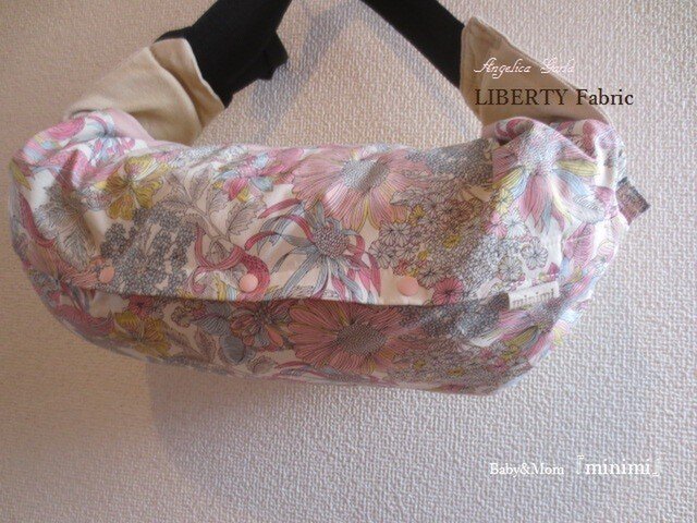 ・抱っこ紐収納カバー(LIBERTY Fabric)の画像1枚目