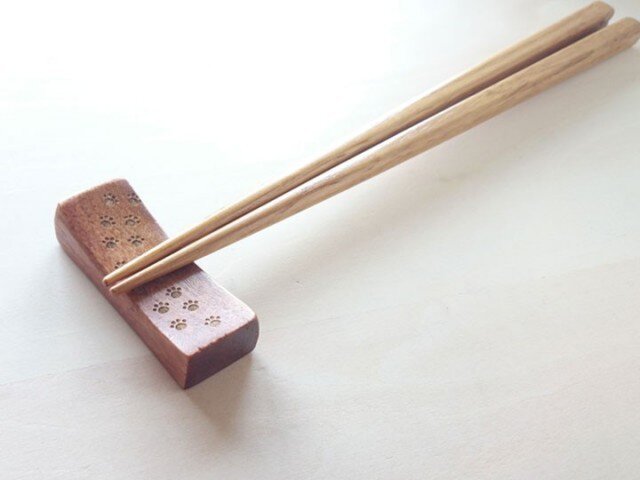 肉球あしあとおはし置き(長方形)の画像1枚目