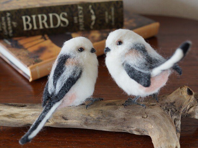 シマエナガ 17号 | iichi 日々の暮らしを心地よくするハンドメイドや