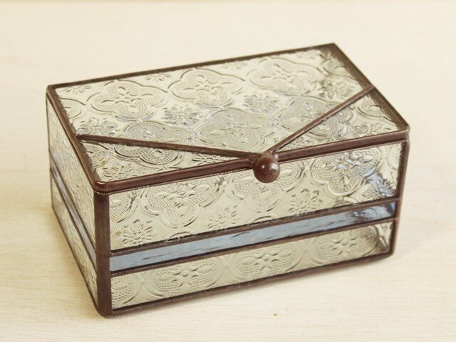 フローラガラスの小物入れ（ブルー） | iichi 日々の暮らしを心地よく