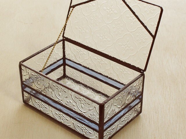 フローラガラスの小物入れ（ブルー） | iichi 日々の暮らしを心地よく