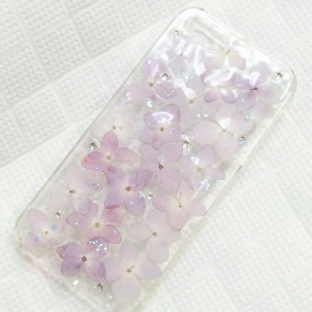 紫陽花ケース。パープルカラーの大人な押し花カバーの画像1枚目