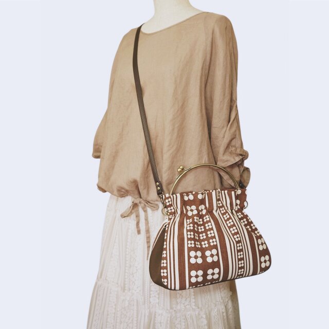 ■ヴィンテージ生地のがま口バッグ / ブラウン■ wish (vf-fbr)