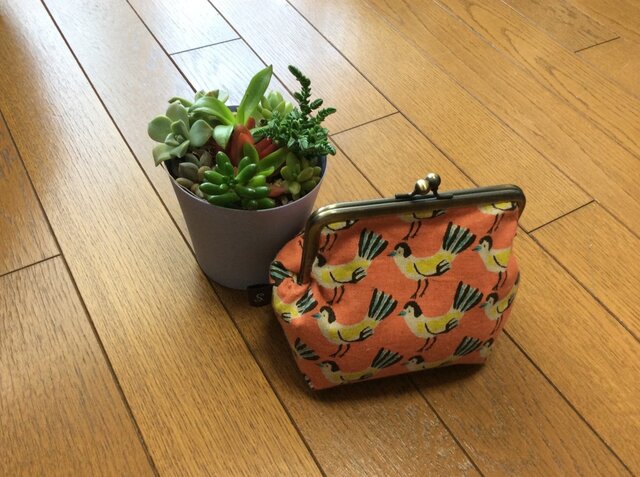 がま口コスメポーチの画像1枚目