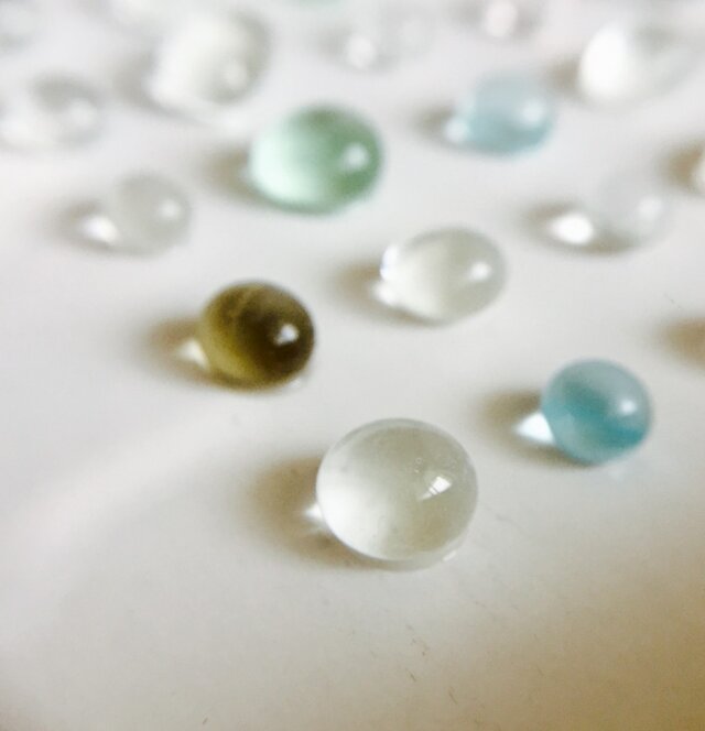 ガラスの額装の画像1枚目