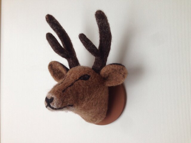 羊毛ハンティングトロフィー | iichi 日々の暮らしを心地よくする