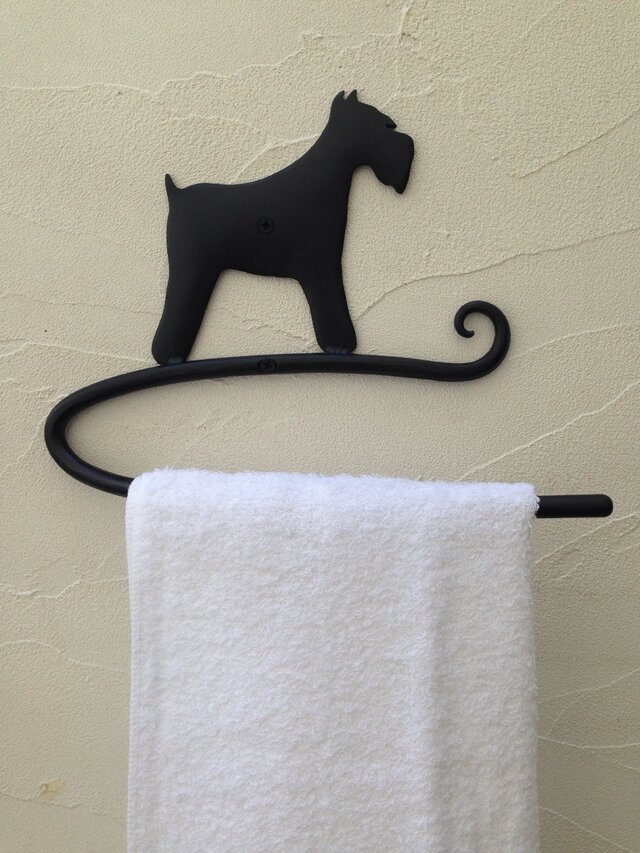 K様オーダー品 シュナウザーのタオルハンガー