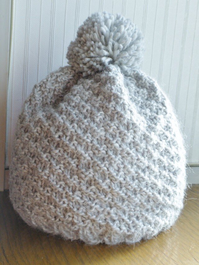 アルパカ100％のニットキャップ　大