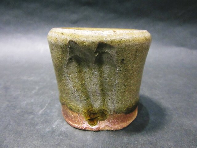 黄唐津蓋置きの画像1枚目