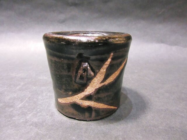 黒唐津蓋置きの画像1枚目