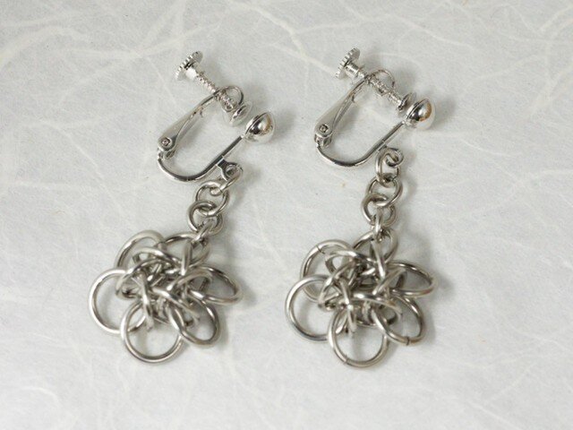 Celtic Rosette 6 Earringの画像1枚目